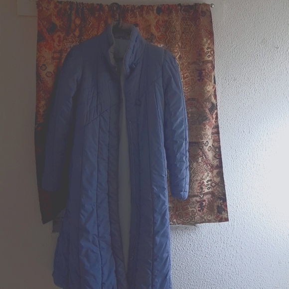 Jackets & Blazers - Very nice warm long coat